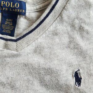 Ralph Lauren pale grey v-neck t-shirt size 4 in100% cotton